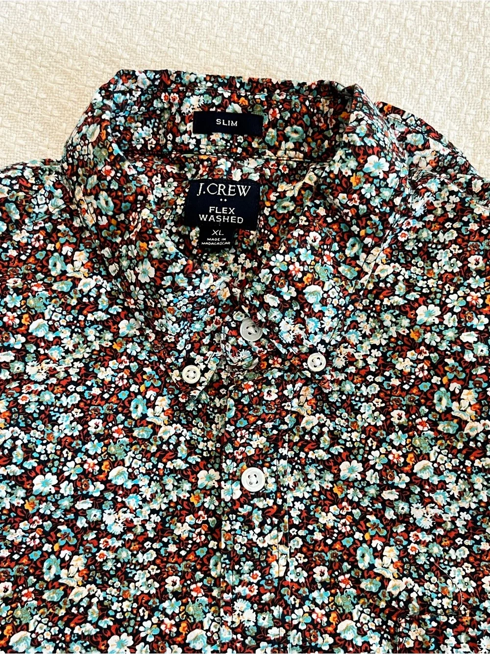 J. Crew Slim Fit Men’s Floral Button-Down Short Sleeve Size XL Chest Pocket EUC
